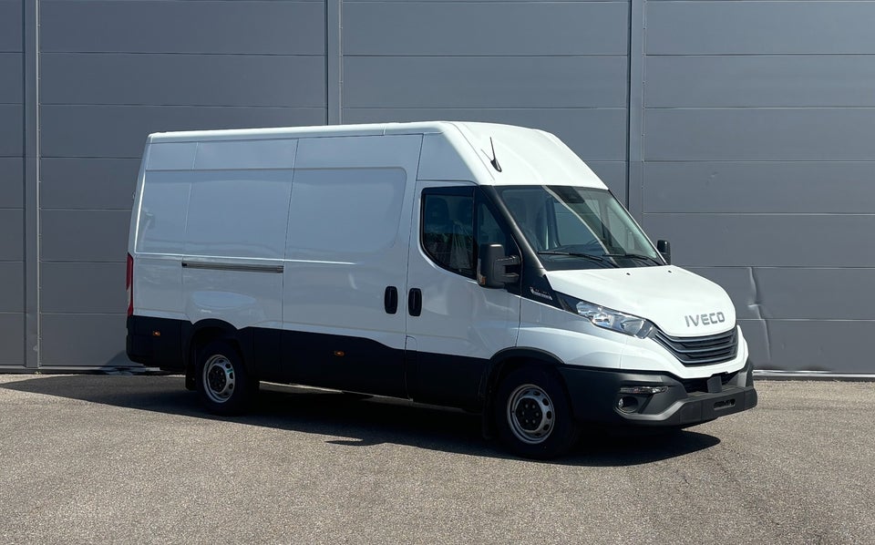 Iveco Daily 3,0 35S18 12m³ Van AG8