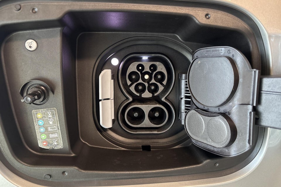 BMW iX1 eDrive20 M-Sport 5d