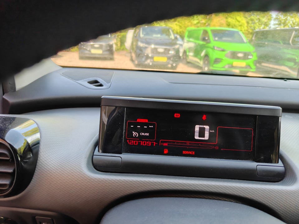 Citroën C4 Cactus 1,6 BlueHDi 100 Shine Van 5d