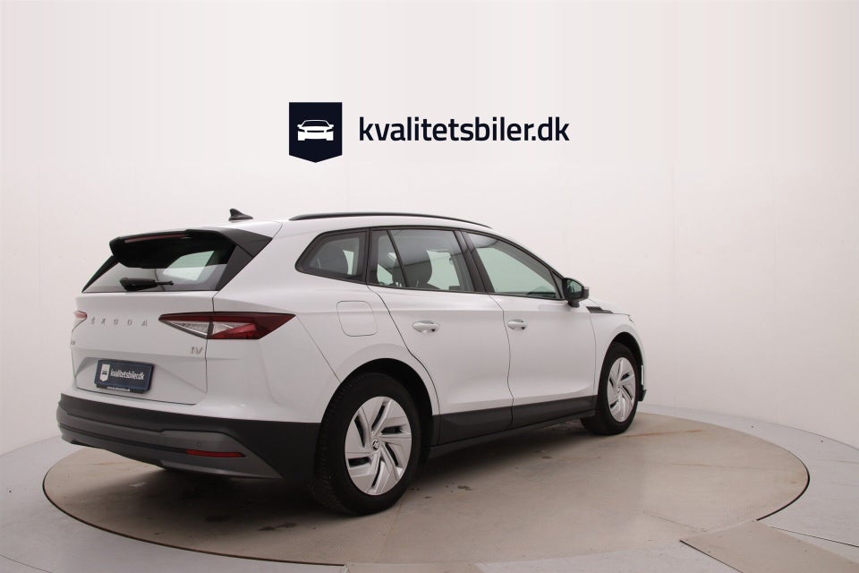 Skoda Enyaq 50 iV Loft 5d