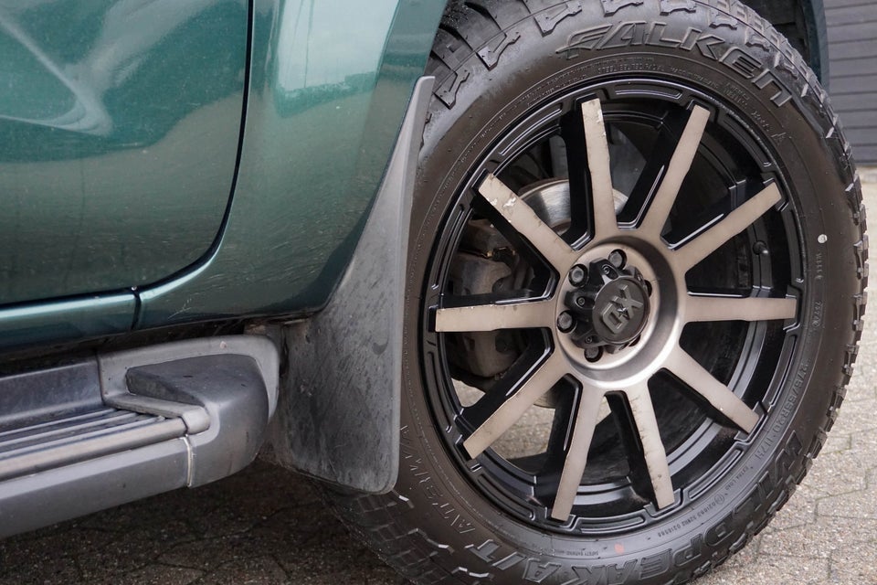 Nissan Navara 2,3 dCi 190 Db.Kab Tekna aut. 4d