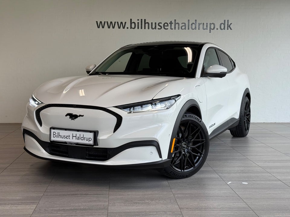 Ford Mustang Mach-E 98 Extended Range 5d