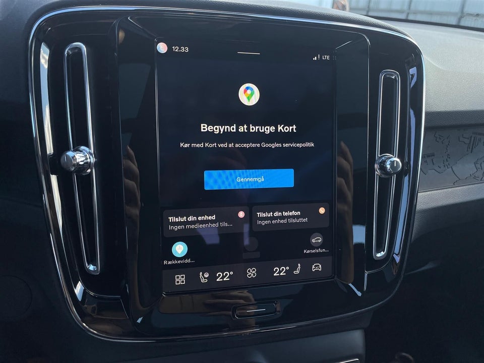 Volvo EX40 Extended Range Black Edition 5d