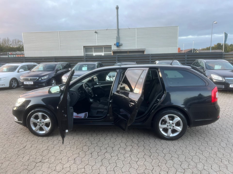 Skoda Octavia 1,2 TSi 105 Ambiente Combi 5d