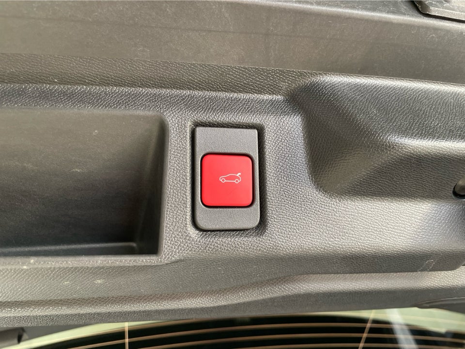 Opel Grandland-e 73 GS Sky 5d