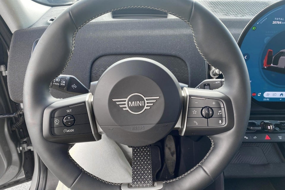 MINI Countryman E Classic Trim M 5d