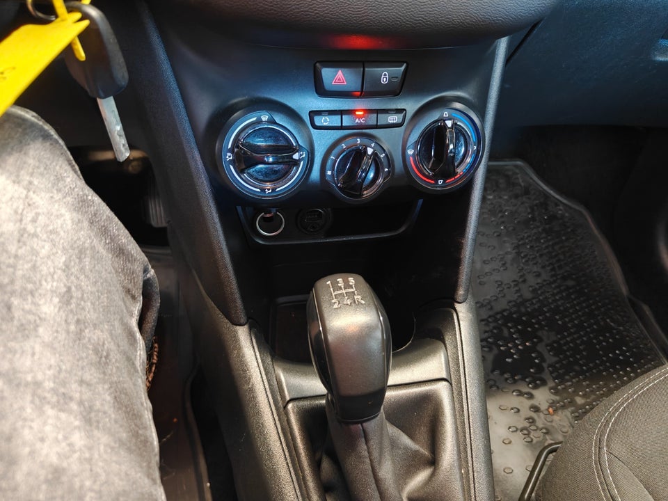 Peugeot 208 1,2 VTi 82 Active 5d