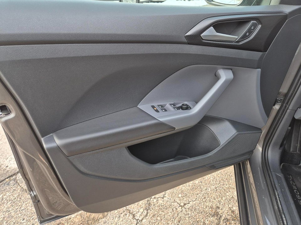 VW T-Cross 1,0 TSi 110 Life Team DSG 5d