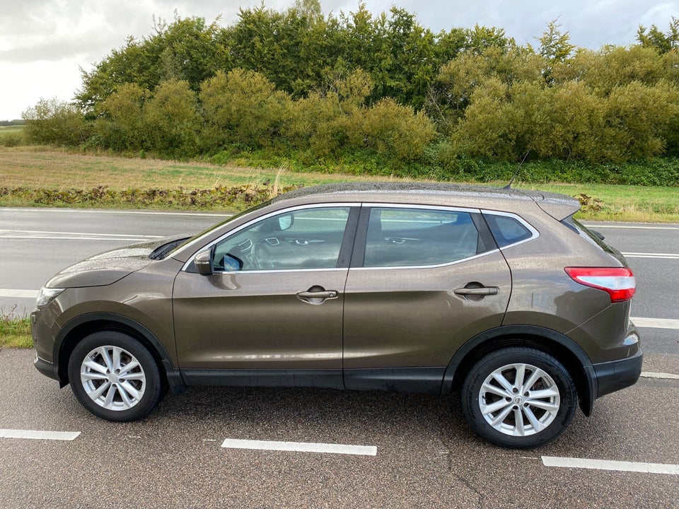 Nissan Qashqai 1,2 Dig-T 115 Acenta 5d