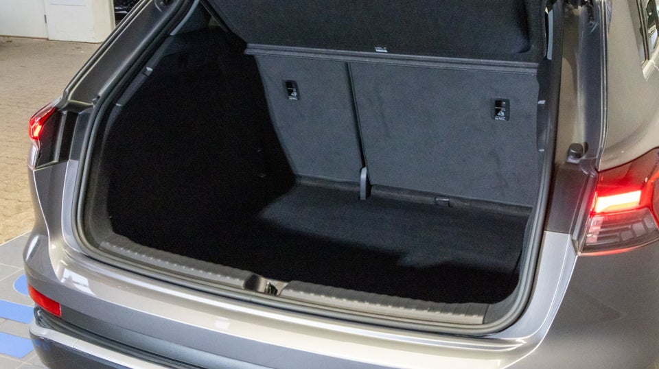 Audi Q4 e-tron 45 S-line 5d