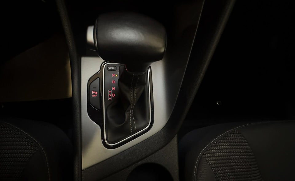 Kia Niro 1,6 HEV Advance DCT 5d