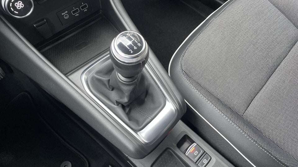 Renault Captur 1,0 TCe 100 Intens 5d