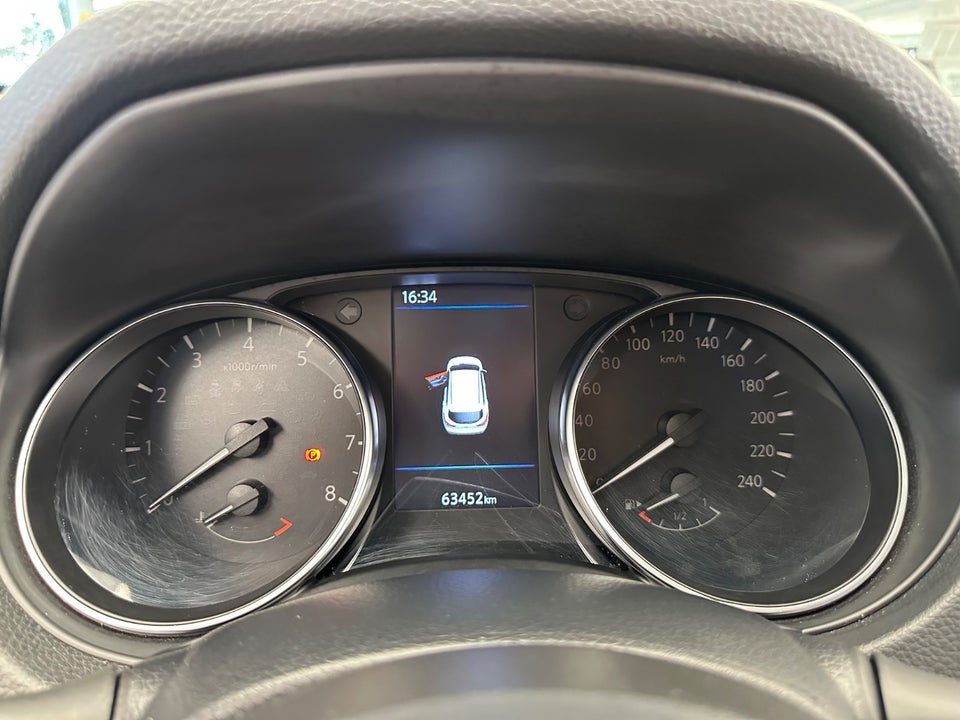 Nissan Qashqai 1,3 Dig-T 140 N-Connecta 5d