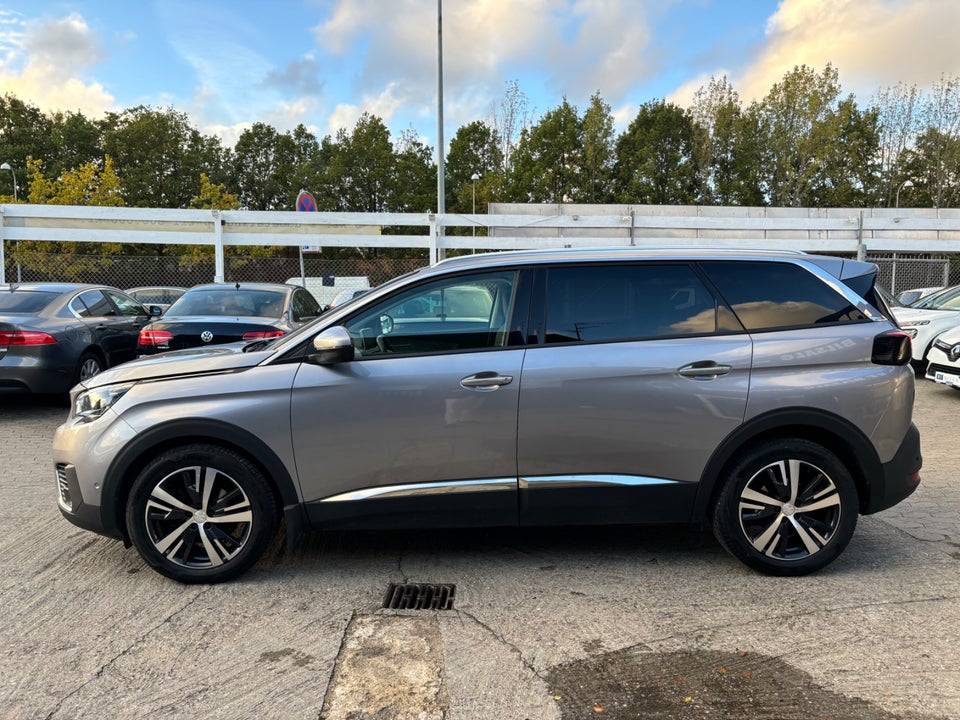 Peugeot 5008 1,6 BlueHDi 120 Allure 7prs 5d