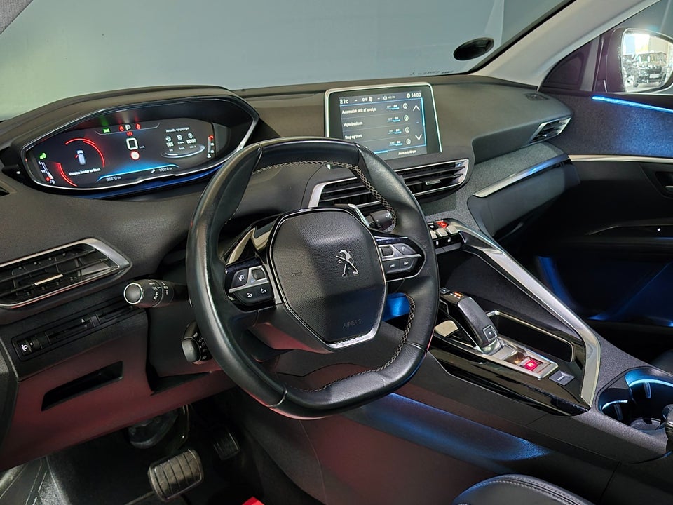 Peugeot 3008 1,2 e-THP 130 Allure EAT6 5d