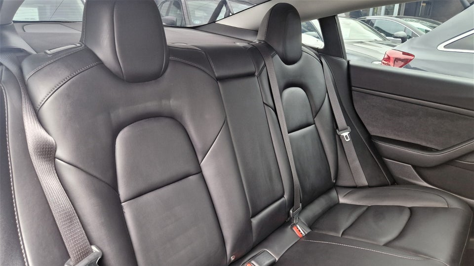 Tesla Model 3 Performance AWD 4d