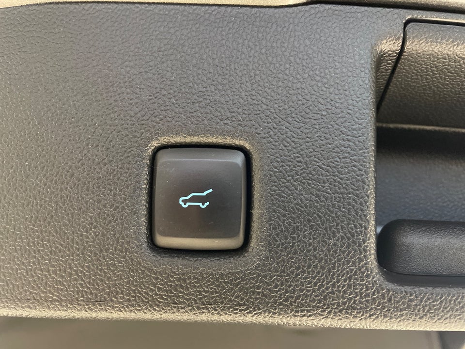 Ford Kuga 2,5 PHEV ST-Line X CVT 5d