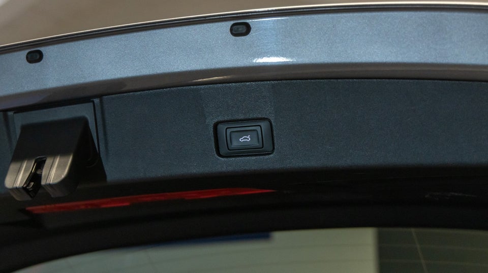 Audi Q4 e-tron 45 S-line 5d