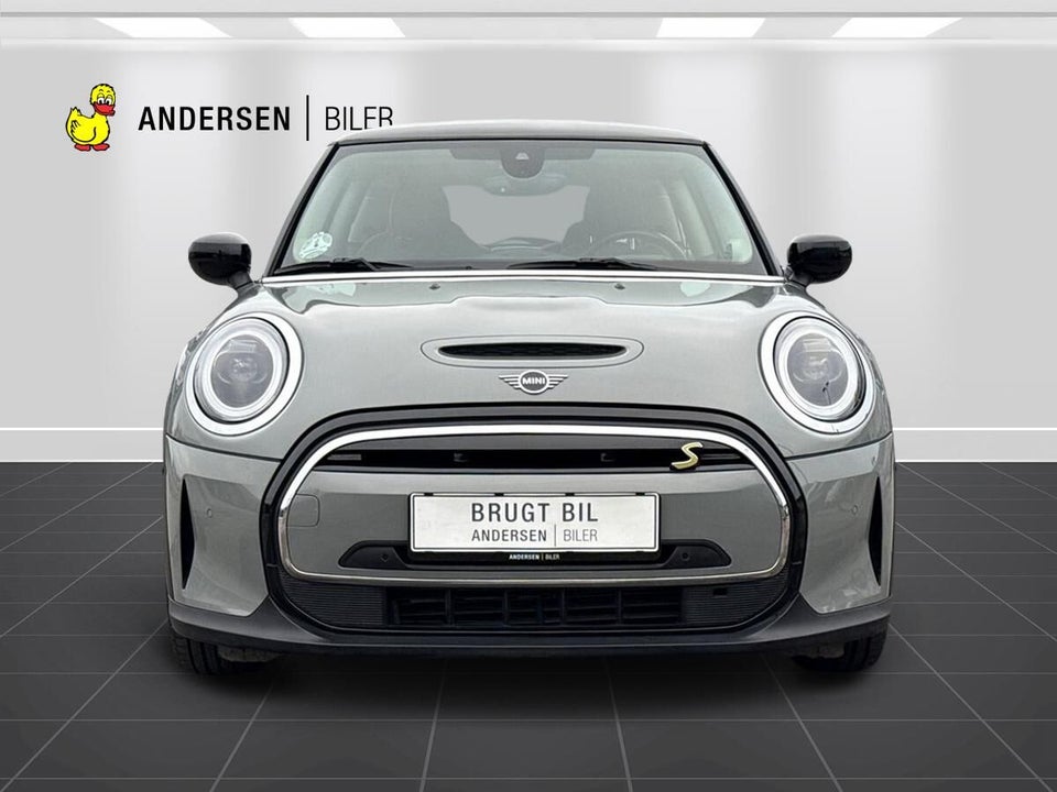 MINI Cooper SE Essential 3d