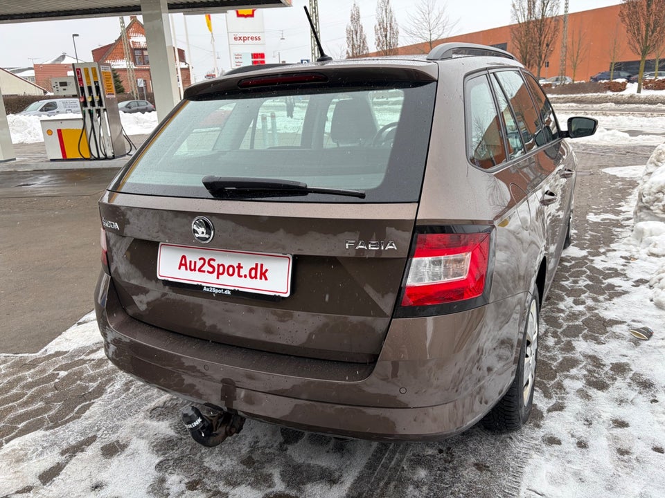 Skoda Fabia 1,0 TSi 110 Ambition Combi 5d