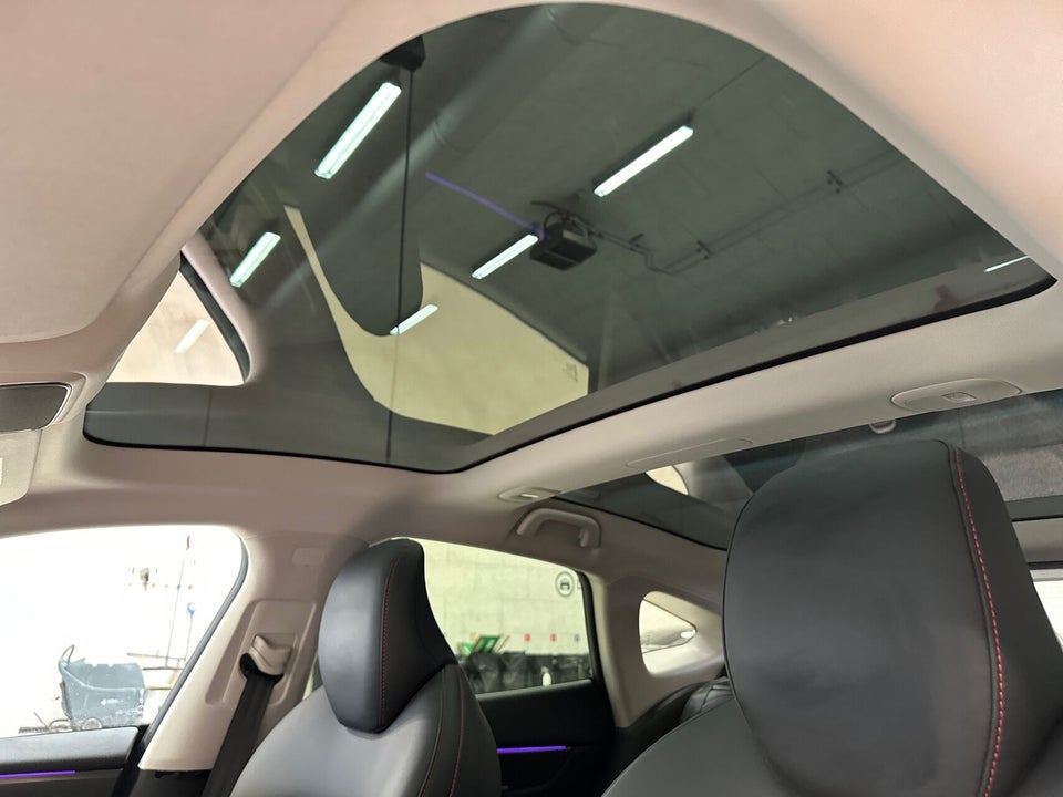 Xpeng P7 Long Range 4d