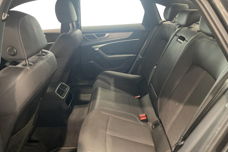 Audi A6 50 TFSi e S-line quattro S-tr. 4d