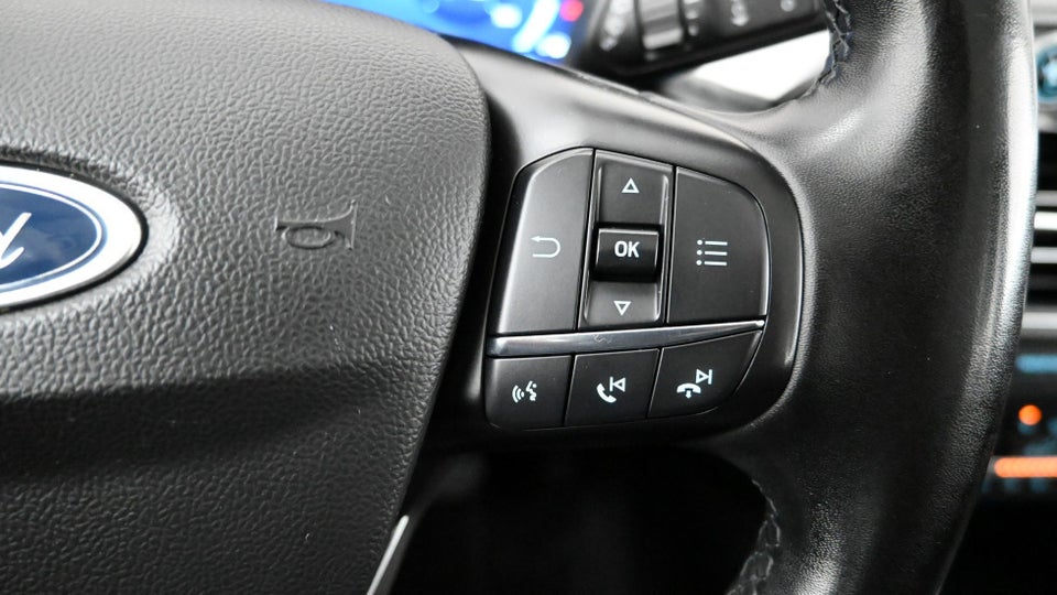 Ford Kuga 2,5 PHEV Titanium CVT 5d