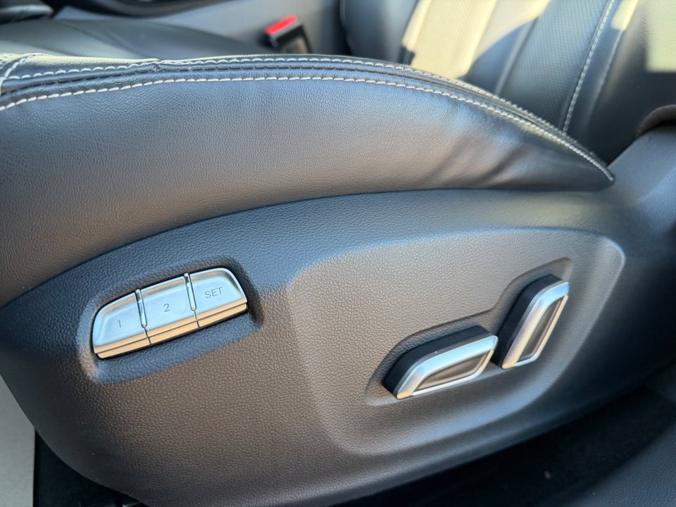 MG Marvel R Luxury 5d