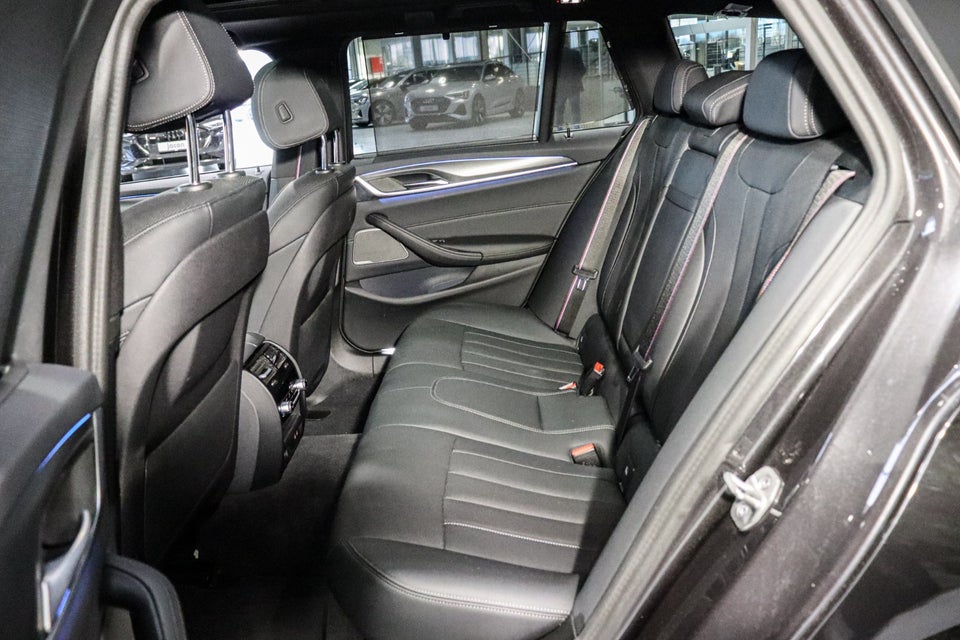 BMW 530e 2,0 Touring M-Sport aut. 5d