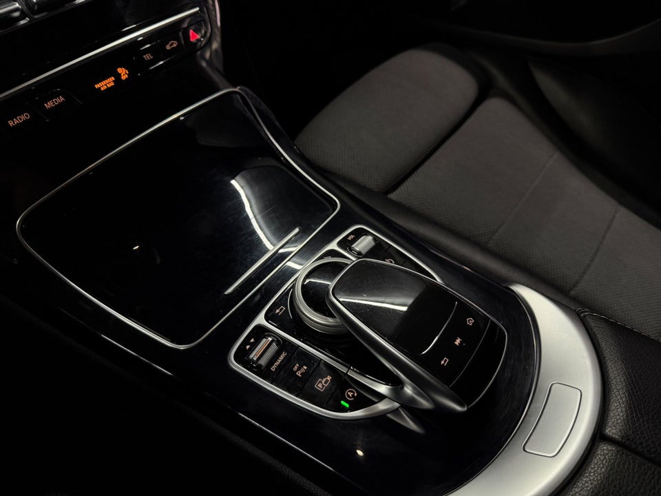 Mercedes C220 d 2,0 Advantage stc. aut. 5d