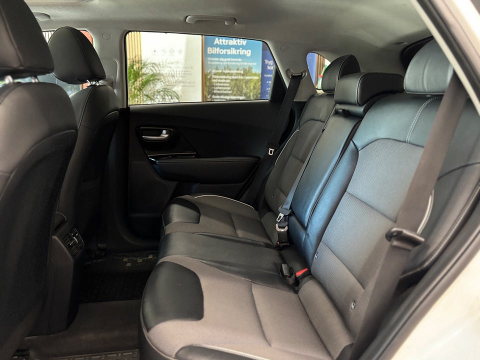 Kia e-Niro 64 Advance 5d