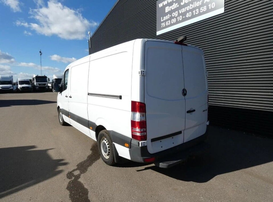 Mercedes Sprinter 316 2,2 CDi R2 Kassevogn 6d