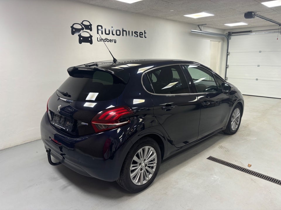 Peugeot 208 1,6 BlueHDi 100 Desire 5d