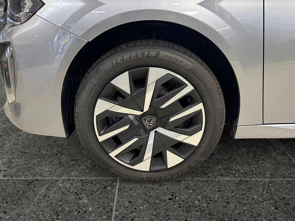 Peugeot e-208 50 Style 5d