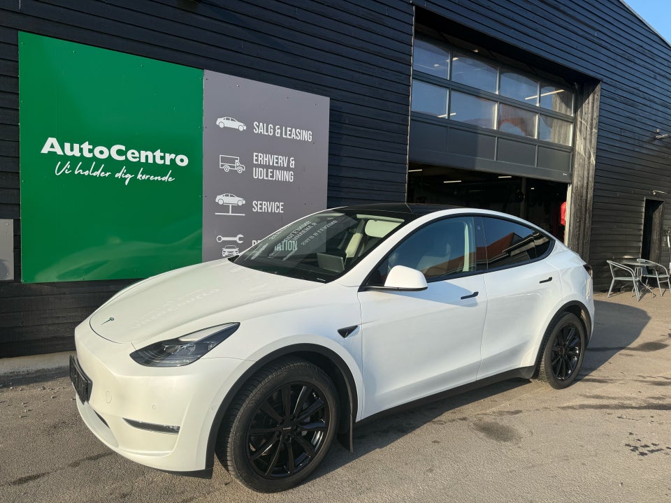 Tesla Model Y Long Range AWD 5d
