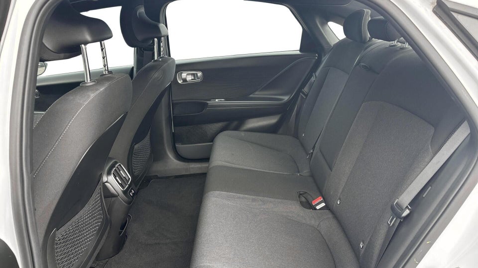 Hyundai Ioniq 6 53 Essential 4d