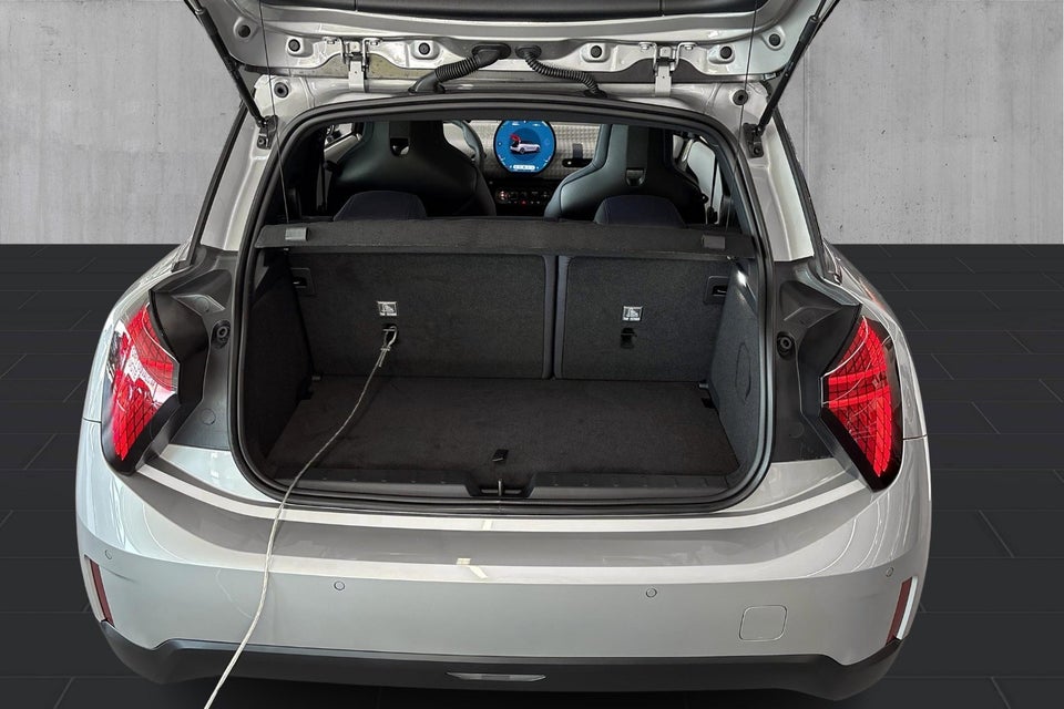 MINI Cooper SE Favoured Trim XL 3d