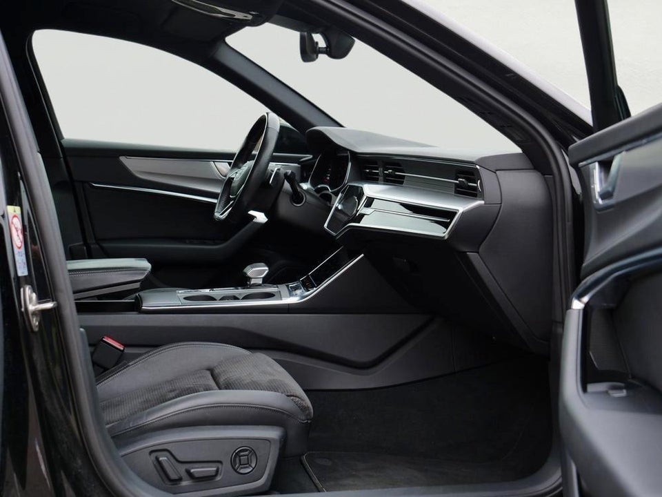 Audi A6 55 TFSi e S-line Avant quattro S-tr. 5d