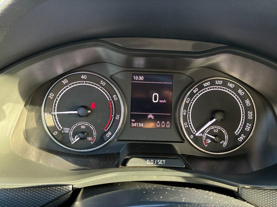 Skoda Kamiq 1,0 TSi 110 Ambition 5d