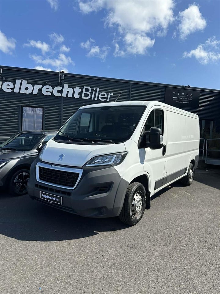 Peugeot Boxer 330 2,2 HDi 130 Kassevogn L2H1