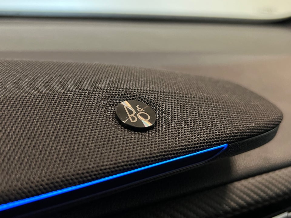 Ford Explorer 82 Premium Extended Range 5d