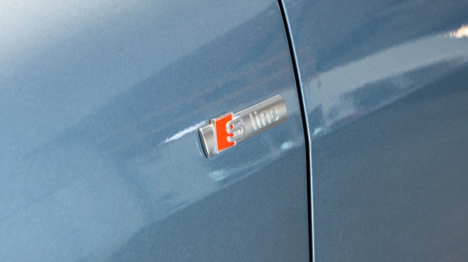 Audi Q4 e-tron 40 S-line 5d