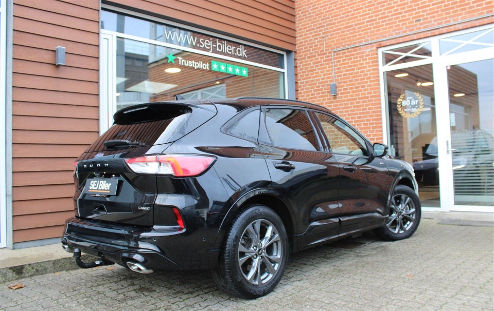 Ford Kuga 2,5 PHEV ST-Line X CVT 5d