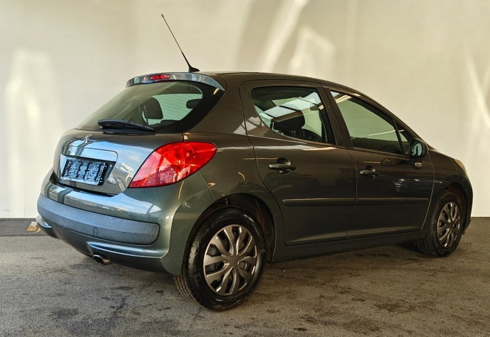 Peugeot 207 1,6 VTi Premium 5d