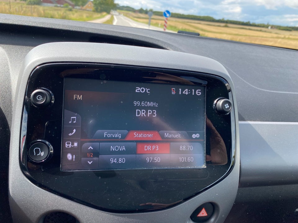 Toyota Aygo 1,0 VVT-i x-press 5d