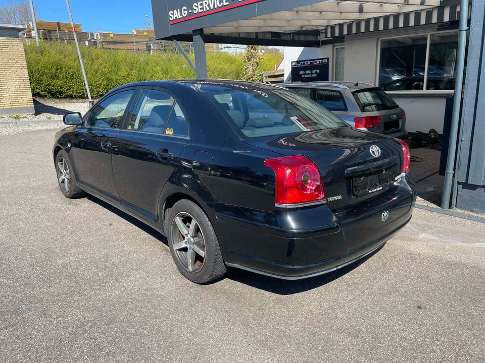 Toyota Avensis 2,0 VVT-i 4d