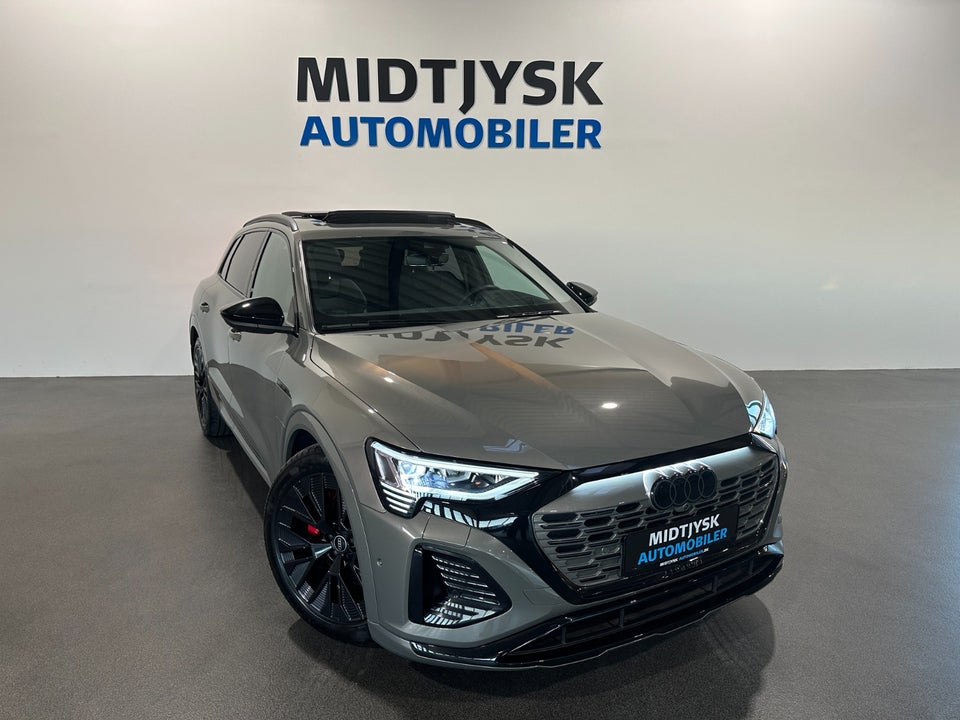 Audi Q8 e-tron 55 S-line Black Edition quattro 5d