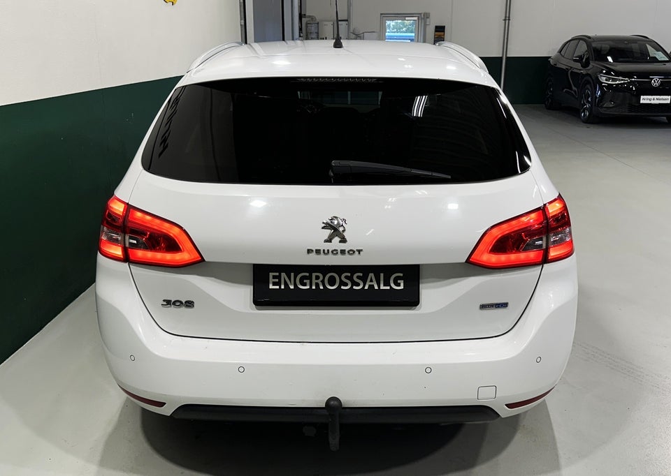 Peugeot 308 1,6 BlueHDi 120 Style SW 5d