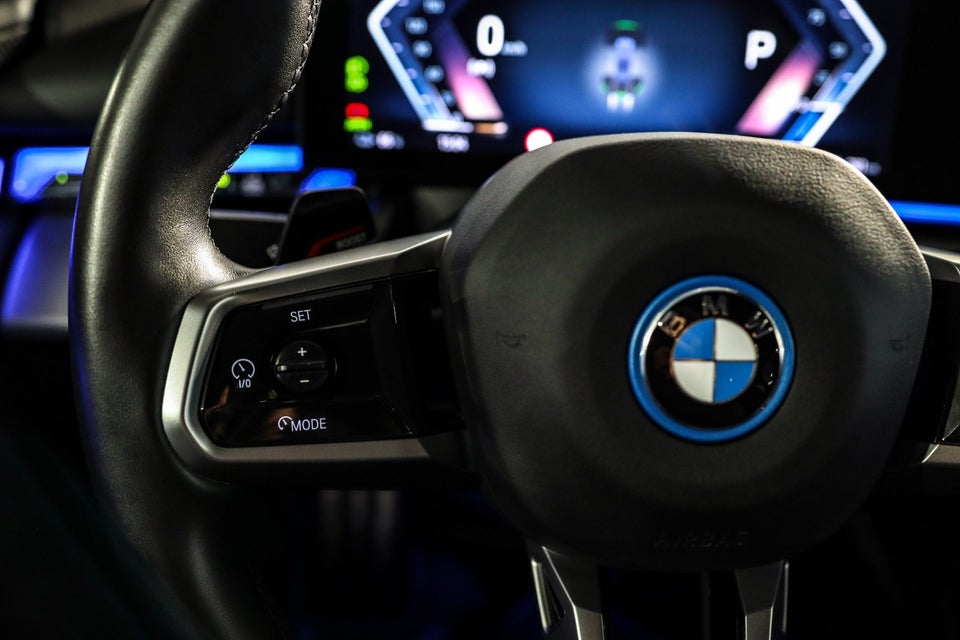 BMW i5 eDrive40 M-Sport Pro 4d