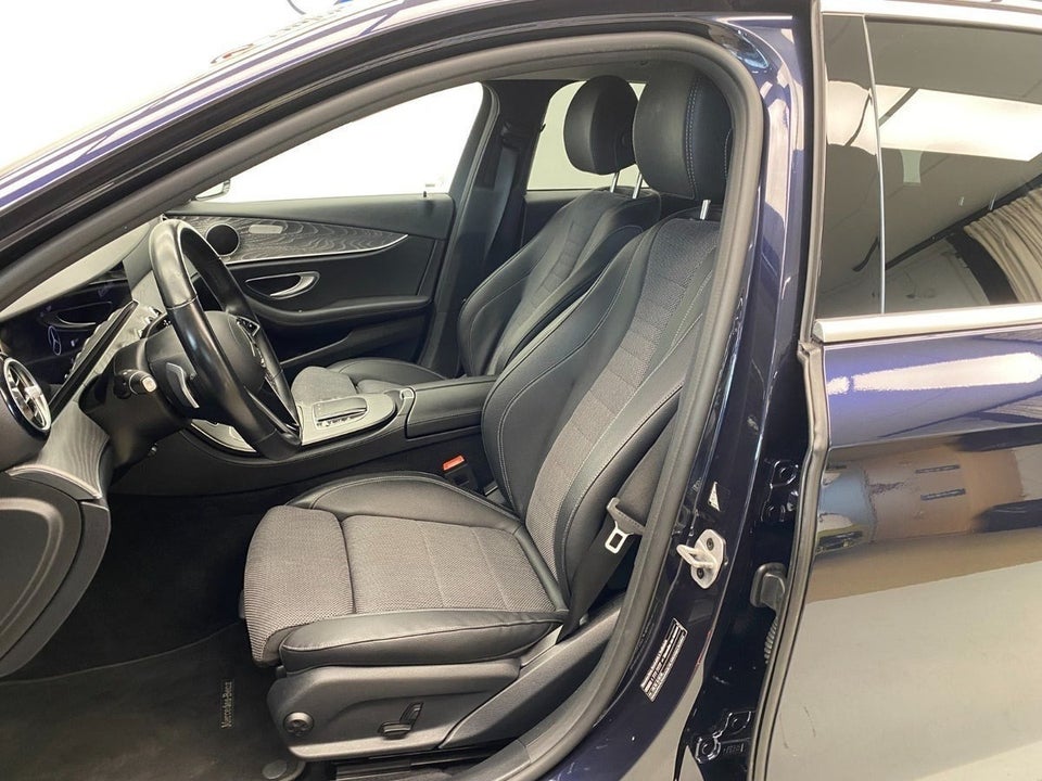 Mercedes E300 de 2,0 stc. aut. 4Matic 5d